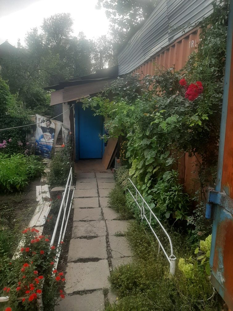 Дом на Саяхате в 3 уровня