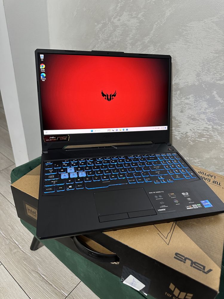 Gaming Asus Tuf i7-11800H, RTX 3060, display 240Hz - Asus FX506HM