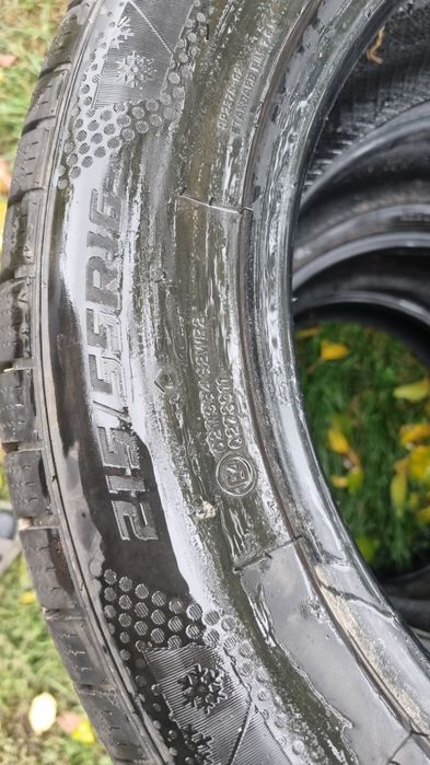 Vand 4 Anvelope Iarna 215/55 R16 97H M+S