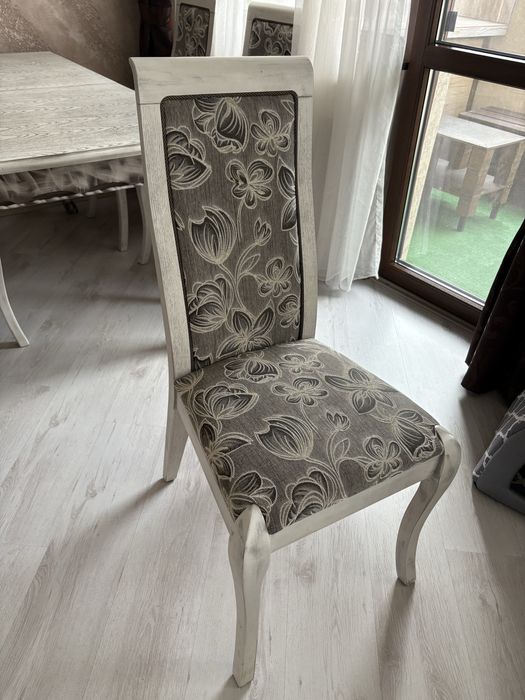 Трапезна маса с 6 стола