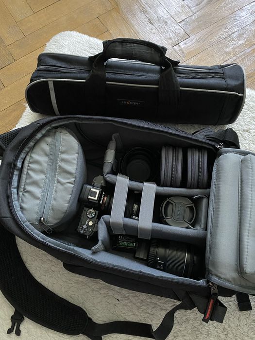 Sony A7s Mirrorless Body, Canon 50mm f1.4, Sony HVL-F20M