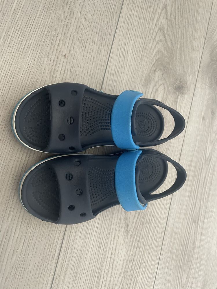Crocs marime c11