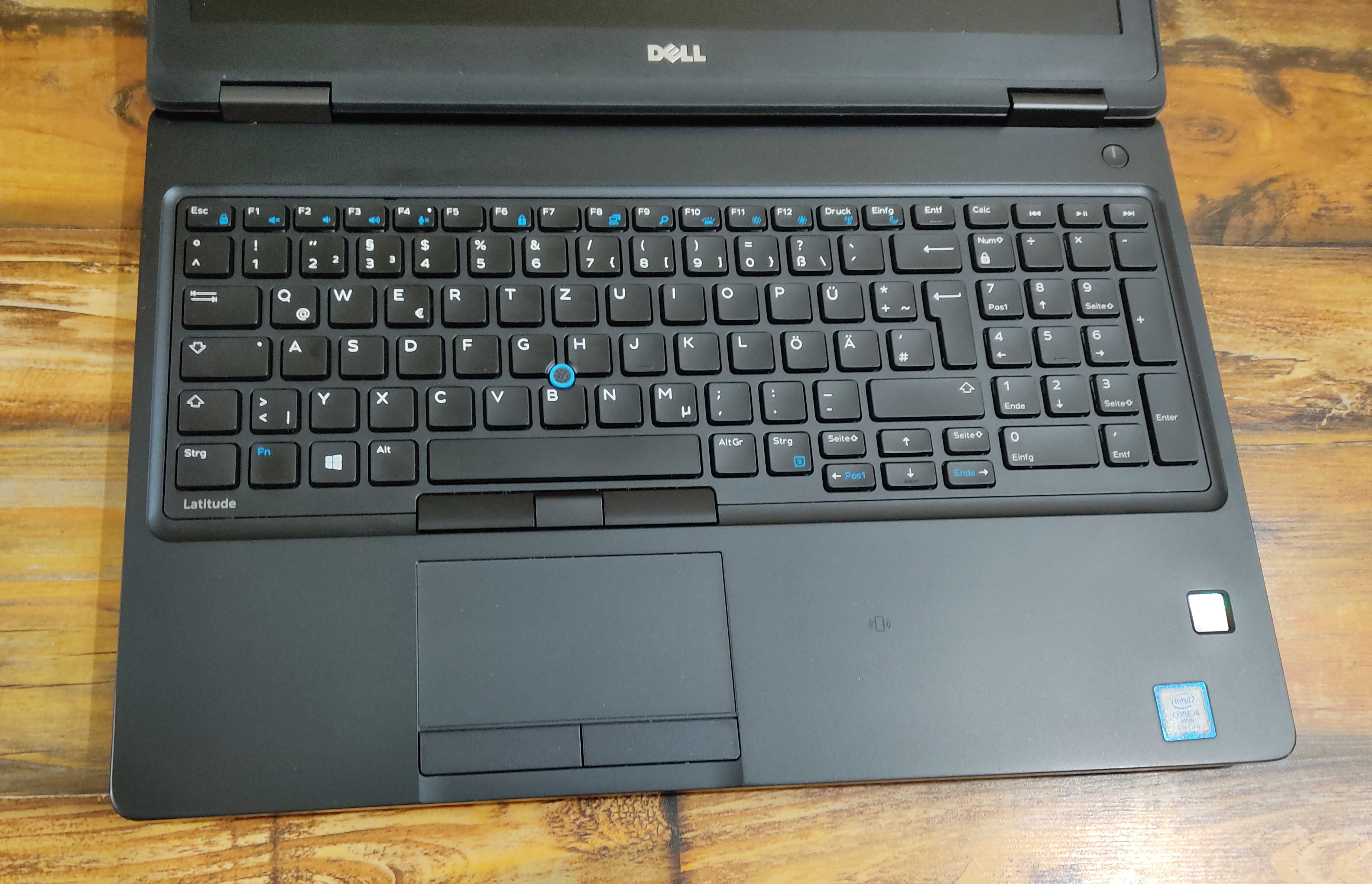 лаптоп Dell Latitude 5580,i5-7440HQ,12GB RAM,512GB Nvme