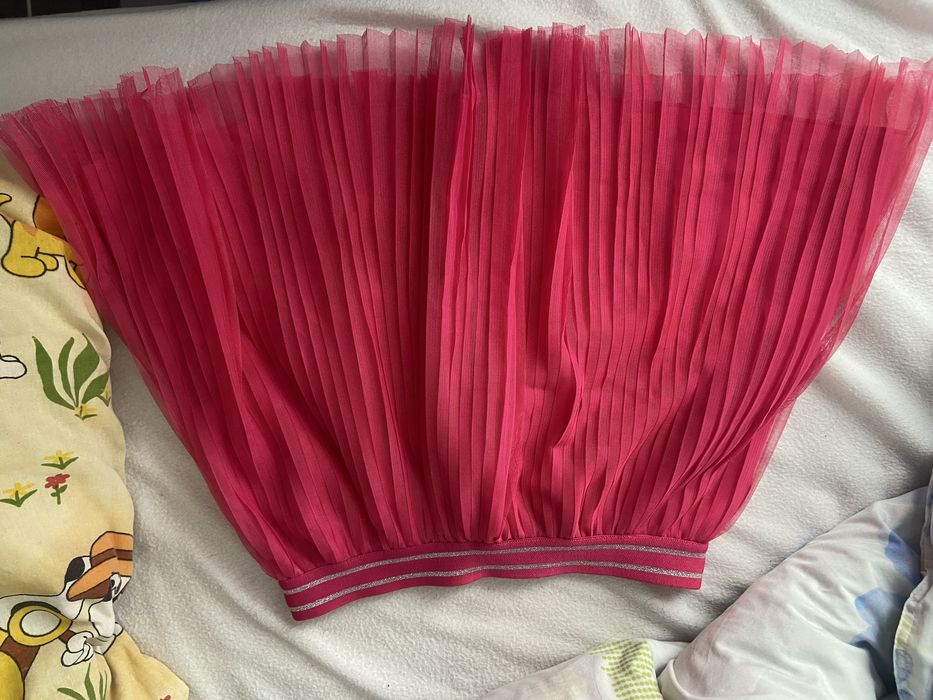 Fustă roz femei potrivita pentru orice ocazie