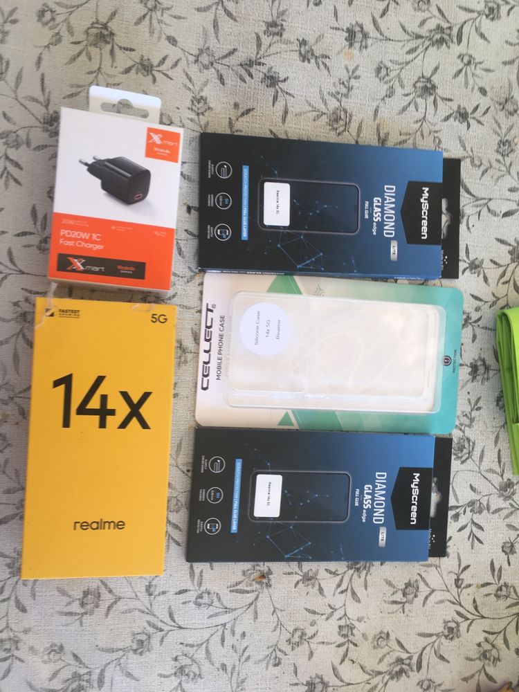 REALME 14 X  6GB/ 128 GB  5 G