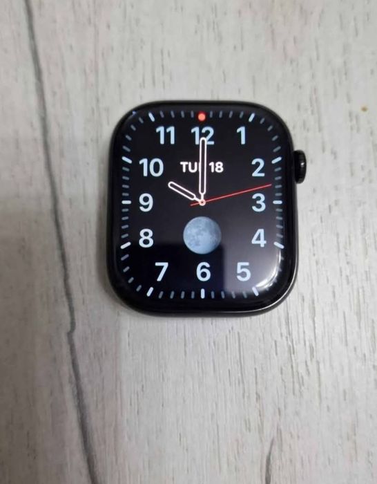 Apple смарт часовник iphone watch 46mm black.
