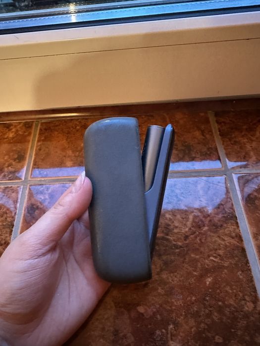 Iqos Iluma culoare turcoaz