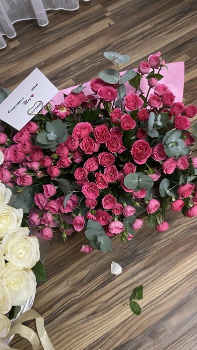 Букет цветый гүлдер