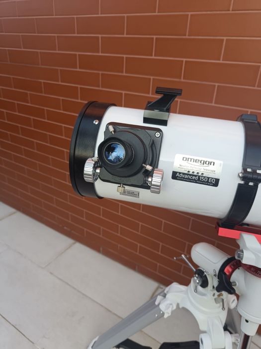 Telescop Omegon Advanced 150/750 pe montura EQ-320
