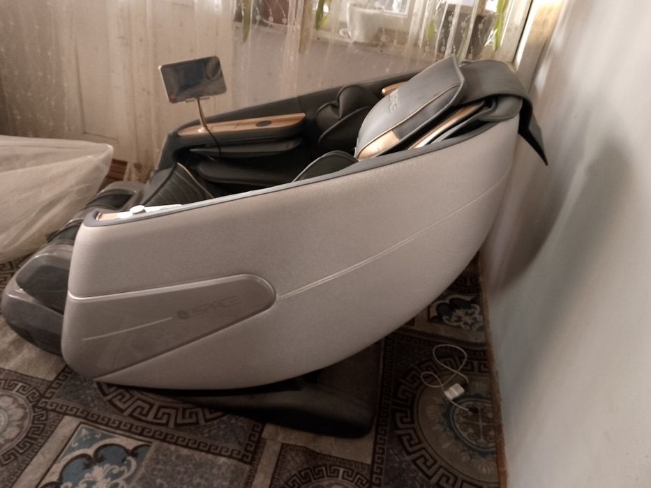 Massajni kreslo yangi