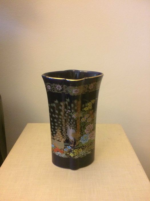 Portelan kobalt Golden Love Peacock japonia marcat bibelou bibelouri