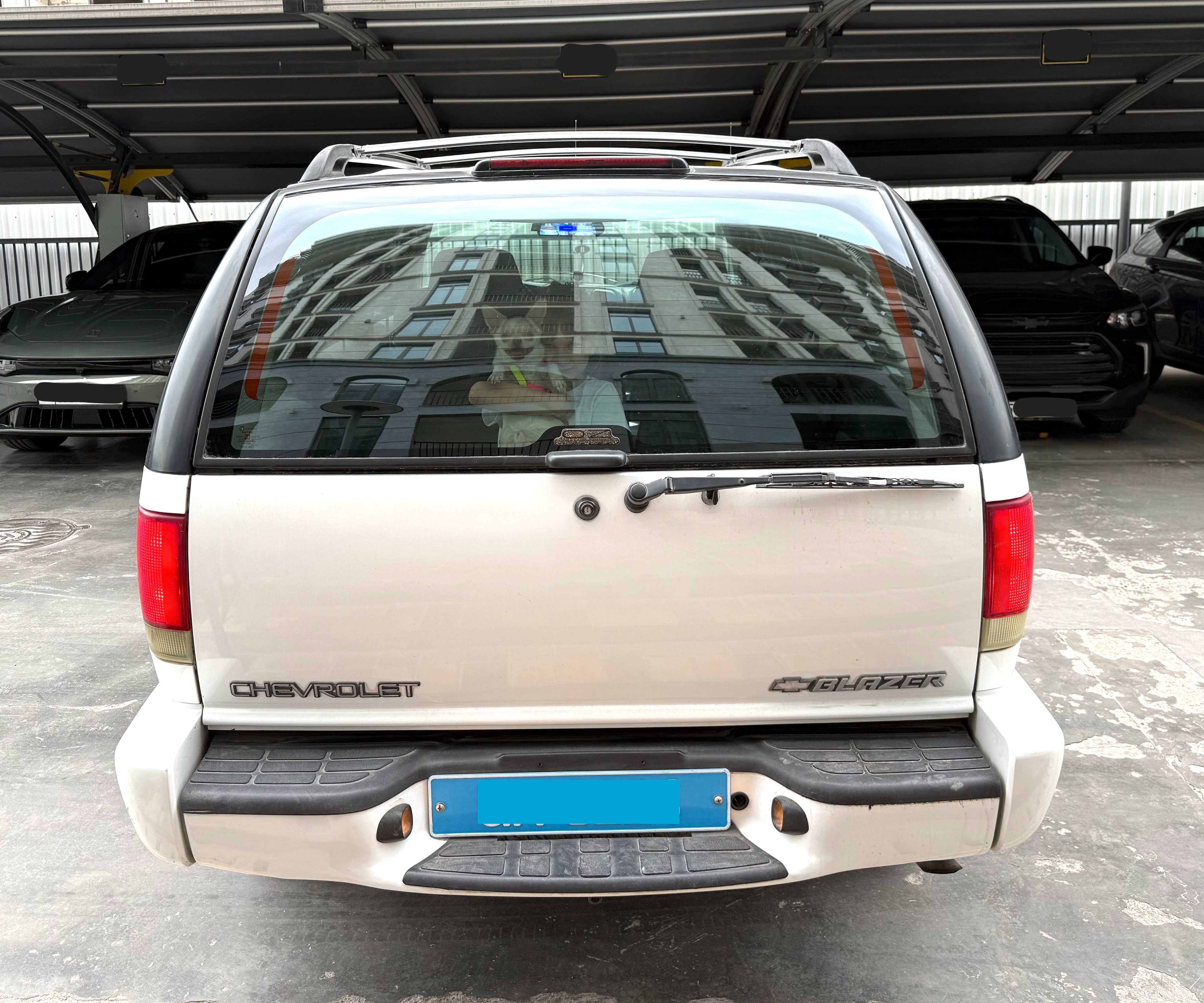 CHEVROLET BLAZER LS (США), автомат - дипномер, не растаможен