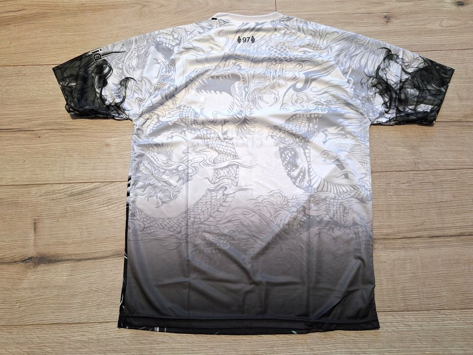 Футболна фланелка на Ливърпул #специално издание!