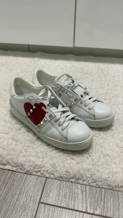 Adidasi Valentino Garavani Rockstud Limited Edition