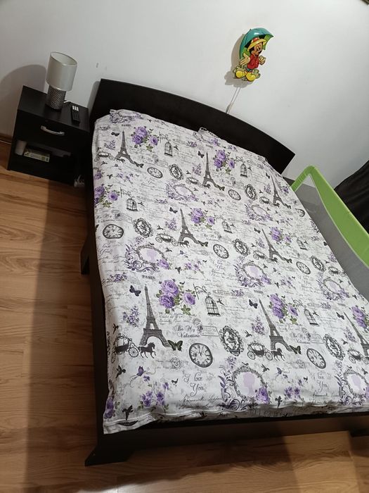 Vand mobilă dormitor