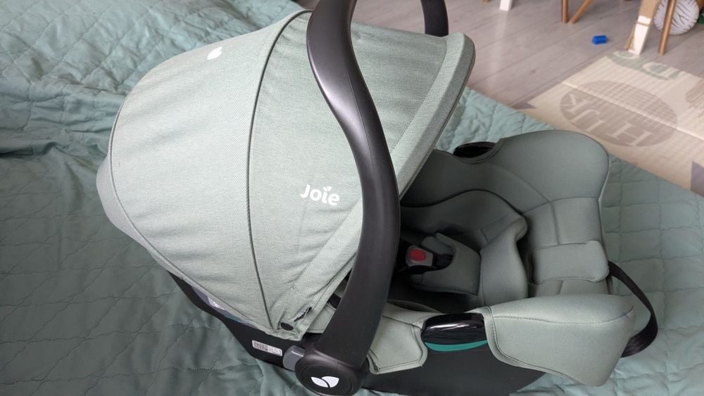 Scoica auto bebe Joie i-Snug 2