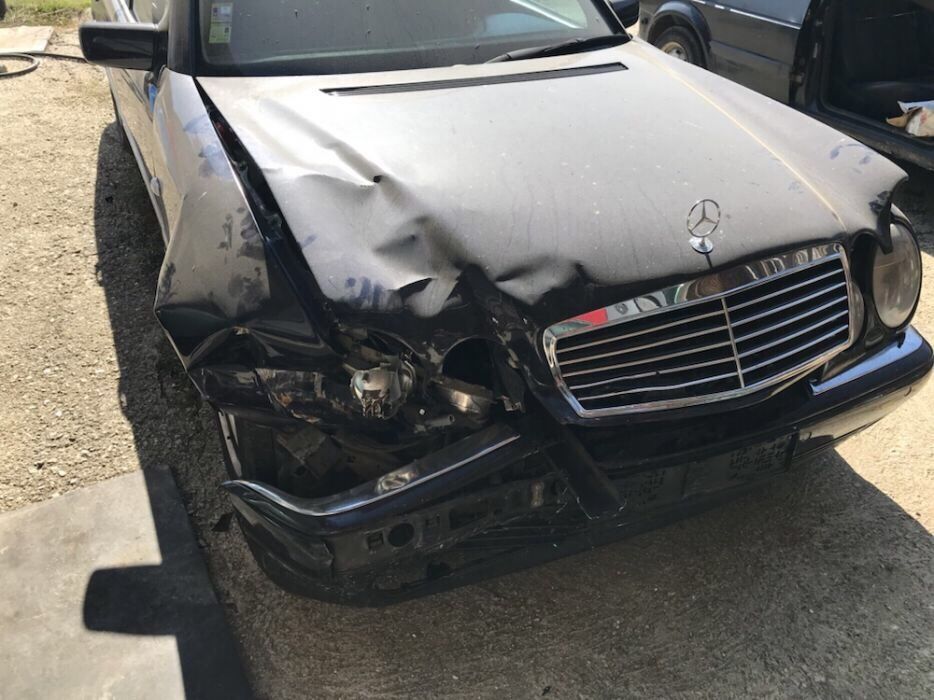 Mercedes-Benz W210 E300 tdi 177 к.с. на части