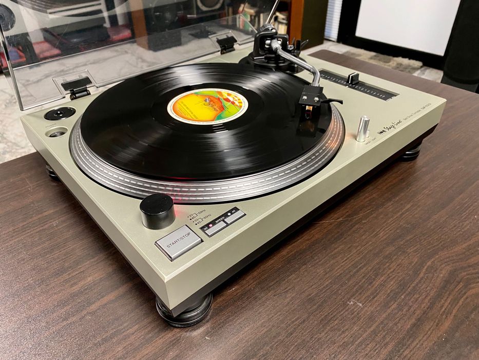 Почти нов грамофон Stage Line
