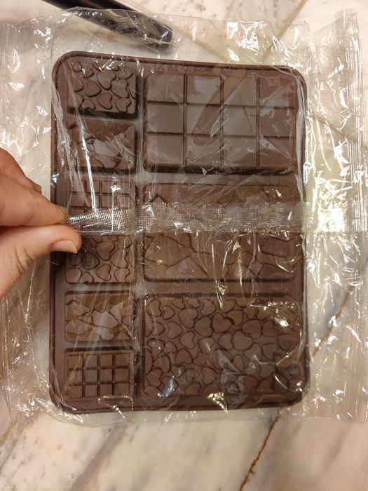 Молд за шоколадови изделия