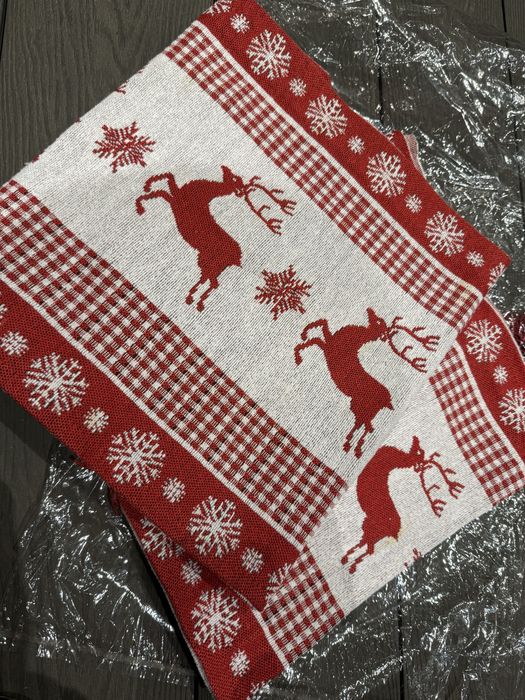 Раннеры на стол продам