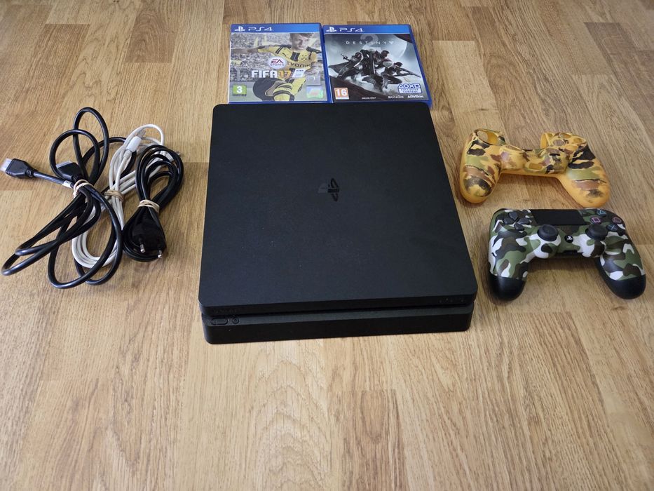 Playstation Ps 4 Slim 1 TB/4 jocuri/maneta/cabluri