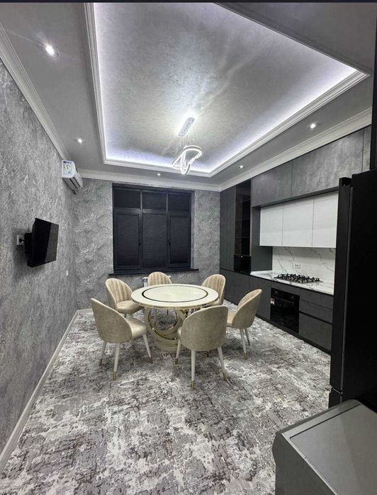 Срочно!!! Сдаётся 2Х 7/9 евро кв центр города в ул нукус 640*