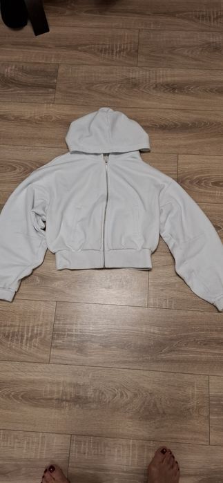 Hanorac alb cu gluga