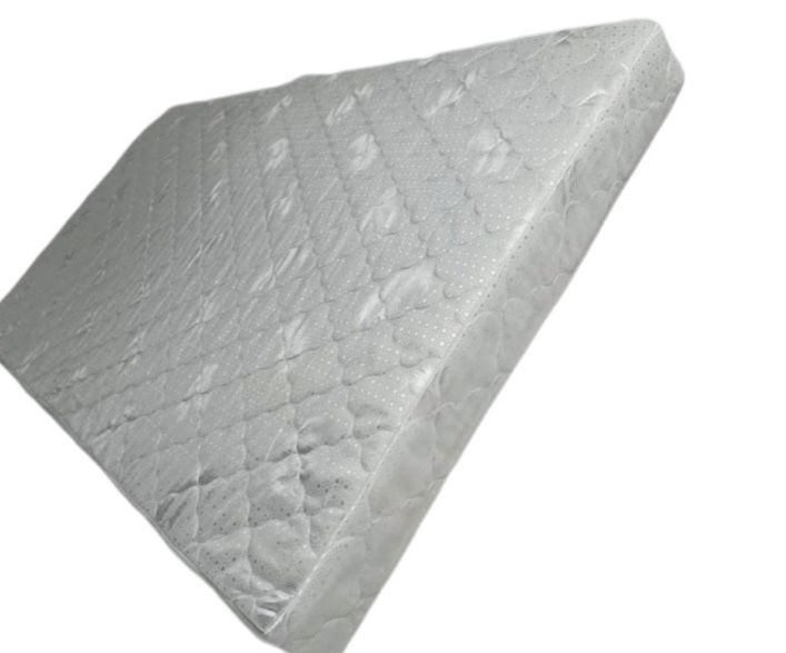 Матрас двух спальная 2 на 2