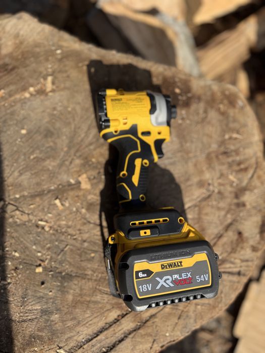 bormasina filetanta cu imapact dewalt dcd921 cu percutie insurubare