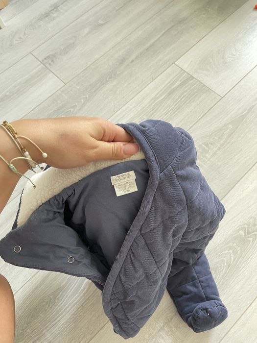 Зимни бебешки космонавти