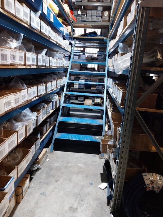 De vânzare scări zincate 600x80