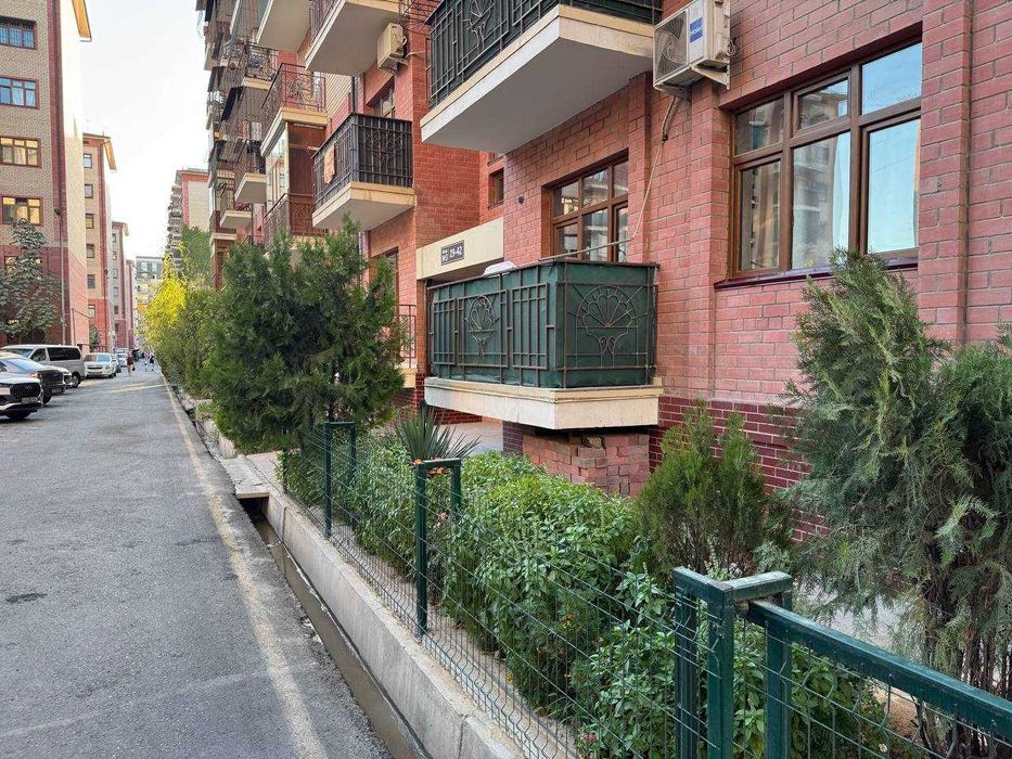Махтумкули|Продаётся дом с огородом и парковкой|Ипатека 80м²| 1-й этаж