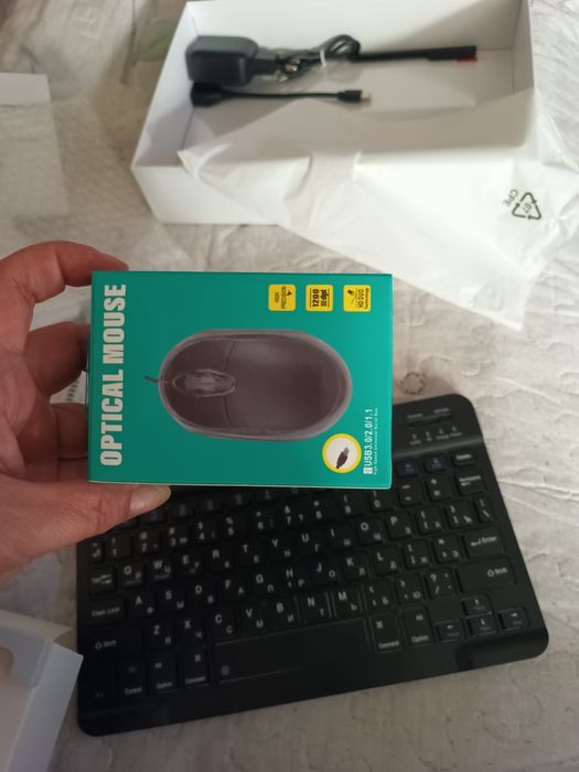 Клавиатура блютуз +мышь