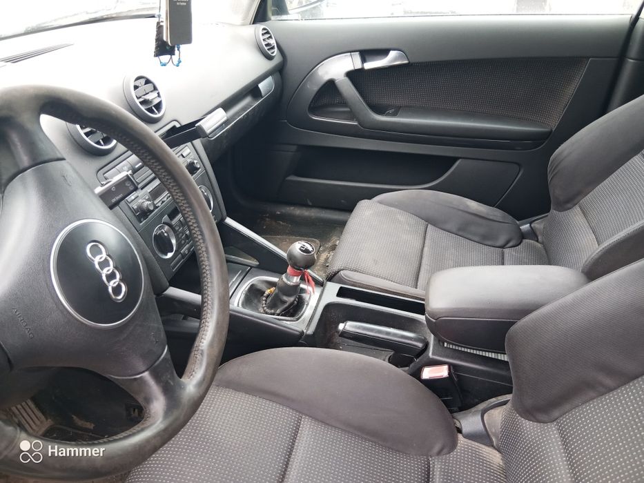 Продавам Audi a3 8p на части 2000 кубика 140кс TDI 6скорости