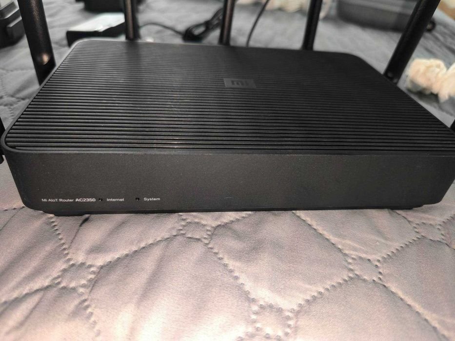 Рутер Xiaomi Mi AIoT Router AC2350 + 2бр. Xiaomi Mi Range Extender Pro