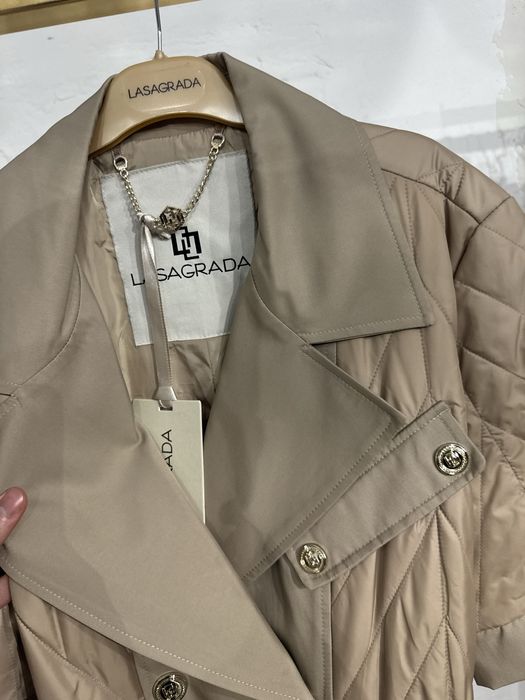 Palton Bej sau Negru