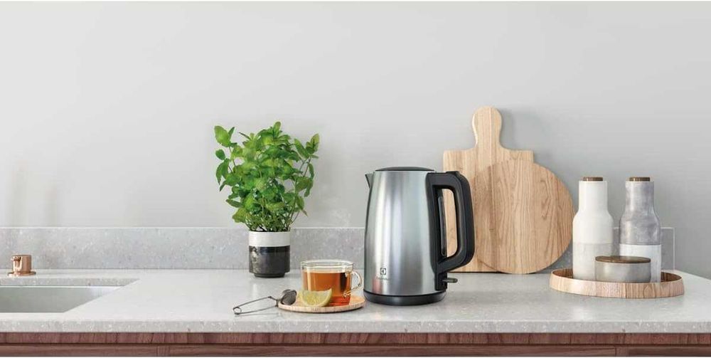 Electrolux Create 3 Кана Модел E3K1-3ST, Голяма кана 1.7 л