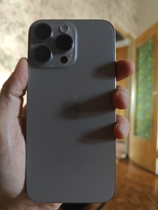 Нашел айфон в караоке