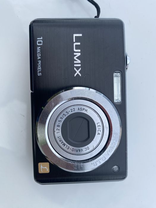 Aparat foto compact Panasonic lumix DMC FS 7