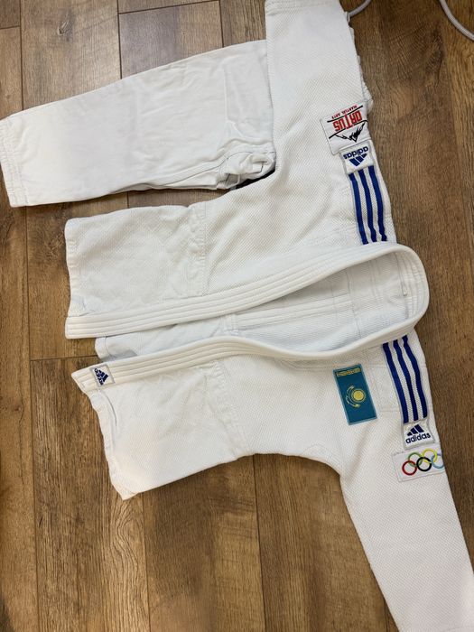 Дзюдога б/у на размер 130 - стоимость 5 000