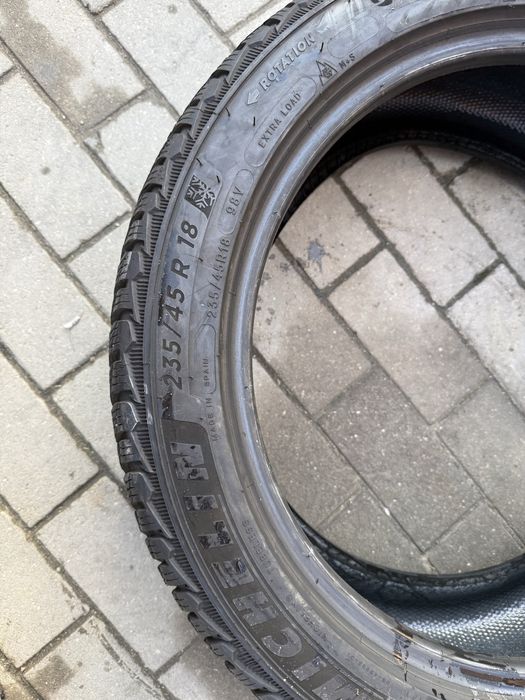 Anvelope 235 45 18 Michelin iarna 2022