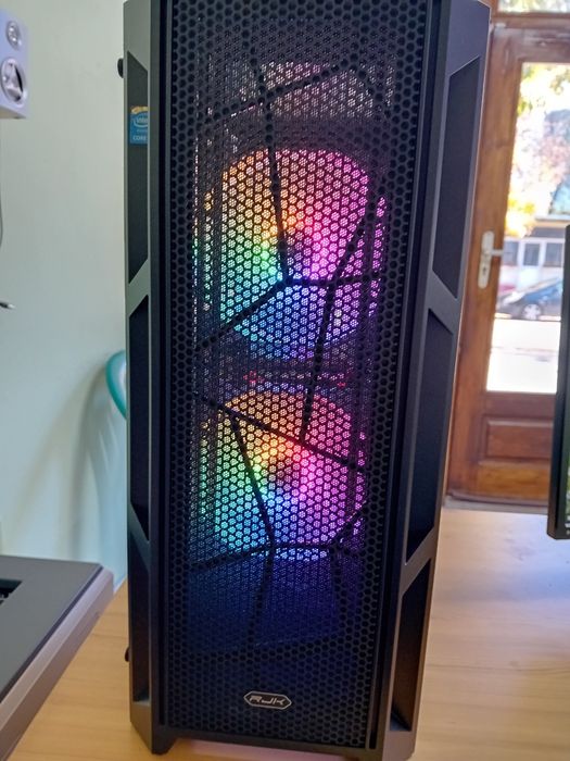 Геймърски компютър   i3 8100  12gb gtx1050ti 4gb