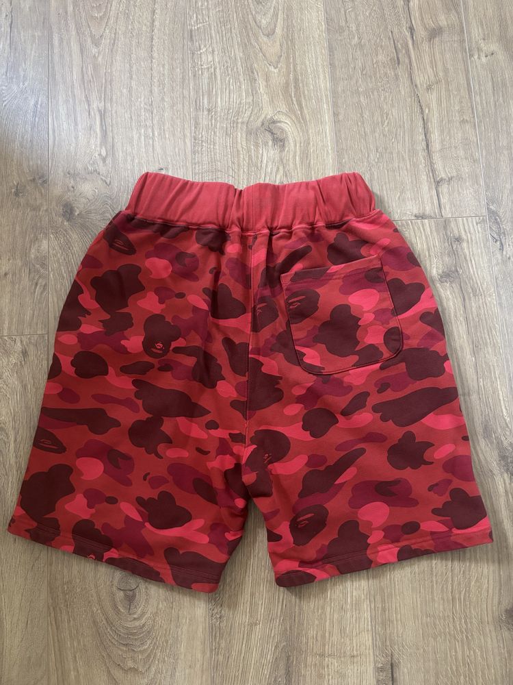 A Bathing Ape Bape 1st Camo Shark Sweatshorts Размер Л
