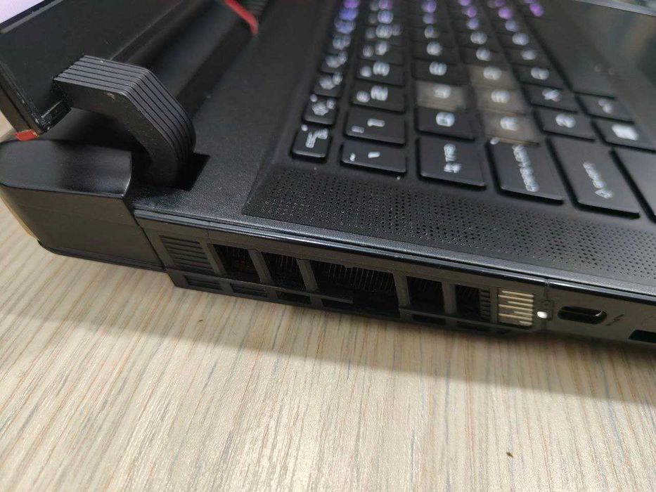 Продаётся MSI RAIDER GE78 HX 13V