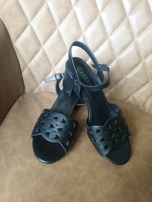 Sandale femei, noi