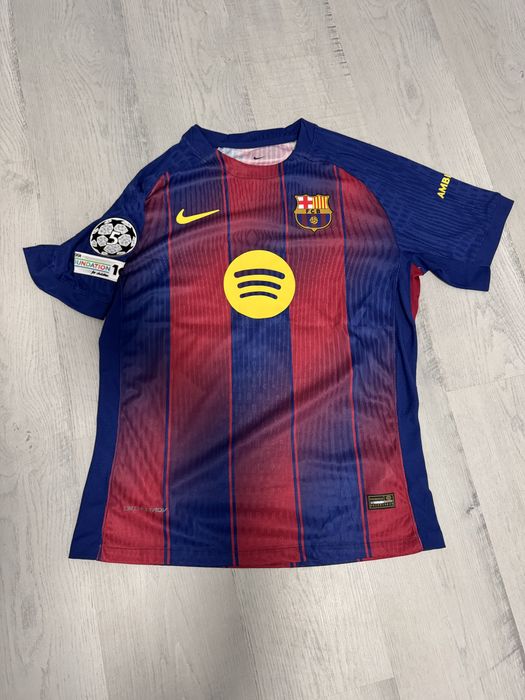 Tricou Barcelona 25-26 ucl badge