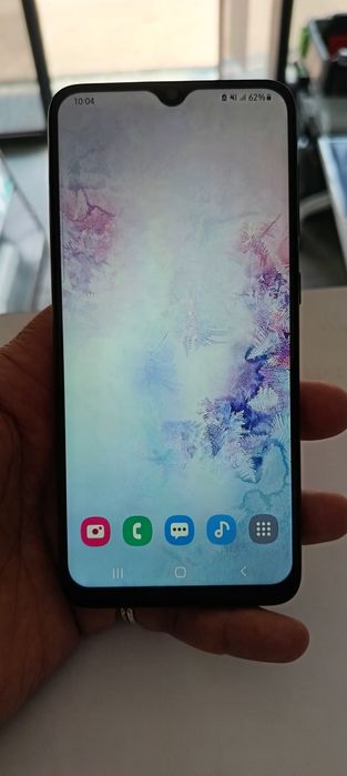 Samaung A50 sotiladi