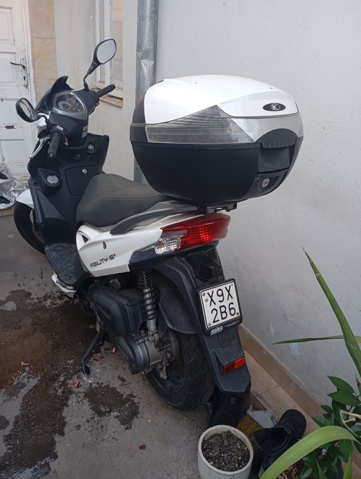 Vând scuter 49cc