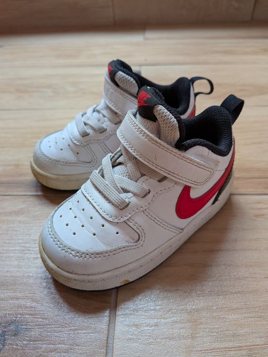 Детски обувки Nike и Vans