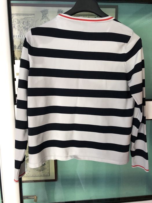 Bluza alba cu dungi bleomarin